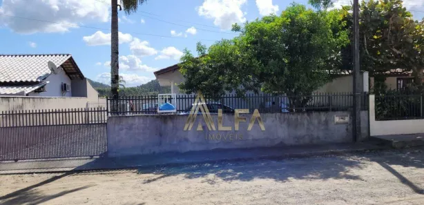 Casa com 2 Quartos à venda, 300m² no Santa Lidia, Penha