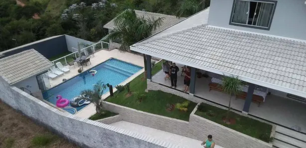Fazenda / Sítio / Chácara com 4 Quartos à venda, 360m² no Portal da Igaratá, Igaratá