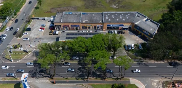 Loja / Salão / Ponto Comercial para alugar, 195m² no Campina do Siqueira, Curitiba