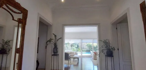 Casa com 4 Quartos para venda ou aluguel, 766m² no Jardim Guedala, São Paulo