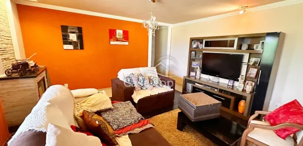 Fazenda / Sítio / Chácara com 3 Quartos à venda, 420m² no Jardim Carvalho, Ponta Grossa