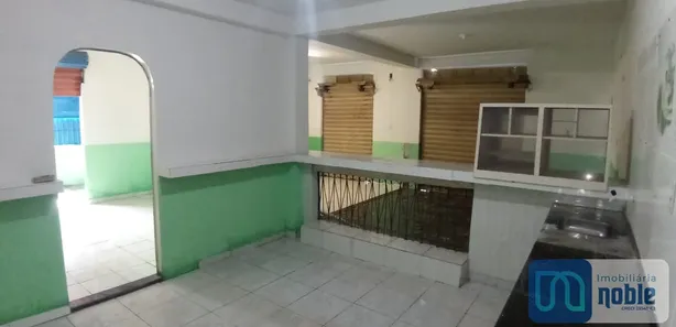 Prédio Inteiro com 3 Quartos à venda, 150m² no Santa Maria, Brasília