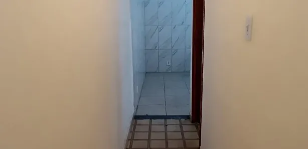 Casa com 2 Quartos para alugar, 60m² no BNH, Mesquita