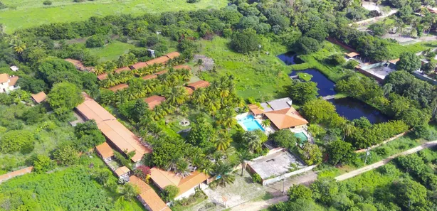 Hotel / Motel / Pousada para alugar, 40000m² no Loteamento Parque da Piranha, Aquiraz