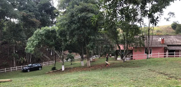 Fazenda / Sítio / Chácara com 3 Quartos à venda, 17000m² no Ipiabas, Barra do Piraí