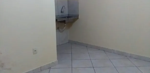 Kitnet com 1 Quarto para alugar, 15m² no Centro, Fortaleza