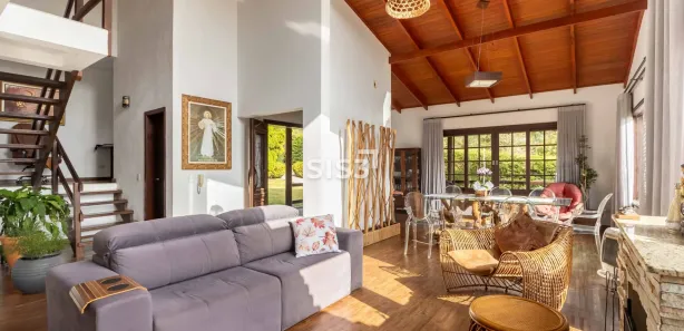 Fazenda / Sítio / Chácara com 3 Quartos à venda, 232m² no Rondinha, Campo Largo