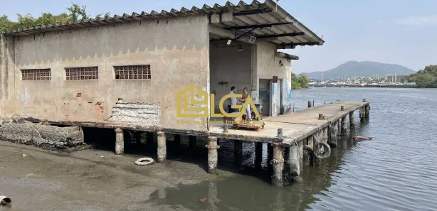 Galpão / Depósito / Armazém com 3 Quartos à venda, 5000m² no Jardim Santa Maria, Guarujá