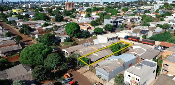 Terreno / Lote / Condomínio à venda, 304m² no Esmeralda, Cascavel