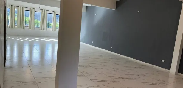 Conjunto Comercial / Sala para alugar, 120m² no Laranjeiras, Caieiras