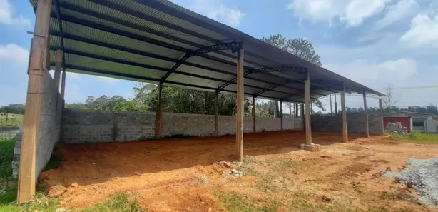 Galpão / Depósito / Armazém para alugar, 300m² no Parque Alvorada, Embu-Guaçu