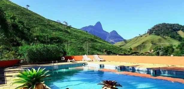 Hotel / Motel / Pousada com 21 Quartos à venda, 1600m² no Frade, Macaé
