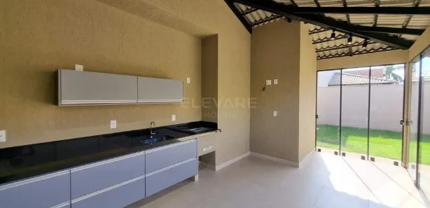 Casa de Condomínio com 3 Quartos para alugar, 156m² no , Cravinhos