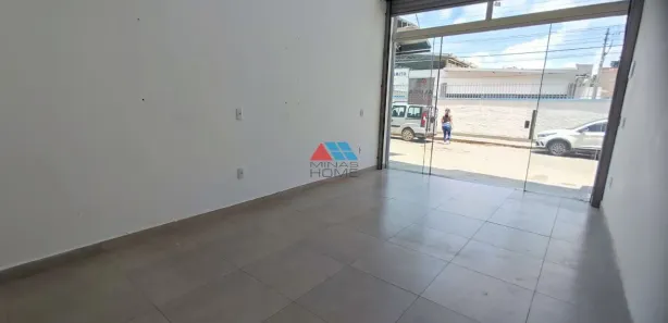 Loja / Salão / Ponto Comercial para alugar, 30m² no Caeté, Caeté