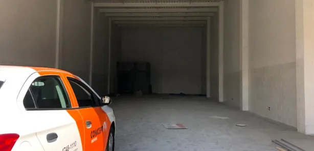 Galpão / Depósito / Armazém para alugar, 300m² no Centro, Poá