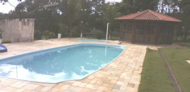 Fazenda / Sítio / Chácara com 3 Quartos para venda ou aluguel, 750m² no Jardim Sao Carlos, Salto de Pirapora