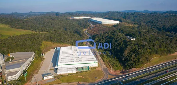 Galpão / Depósito / Armazém para alugar, 6804m² no Itaquaciara, Itapecerica da Serra