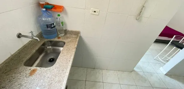 Kitnet com 1 Quarto à venda, 28m² no Aparecida, Santos