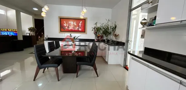 Casa de Condomínio com 5 Quartos à venda, 300m² no Região dos Lagos, Brasília