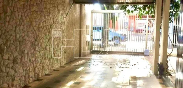 Conjunto Comercial / Sala com 3 Quartos para alugar, 208m² no Centro, Araraquara