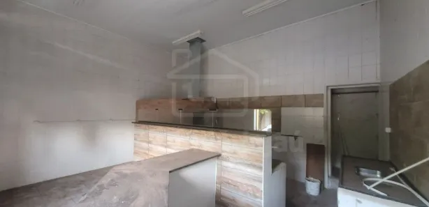 Loja / Salão / Ponto Comercial para alugar, 40m² no Chácara Braz Miraglia, Jaú