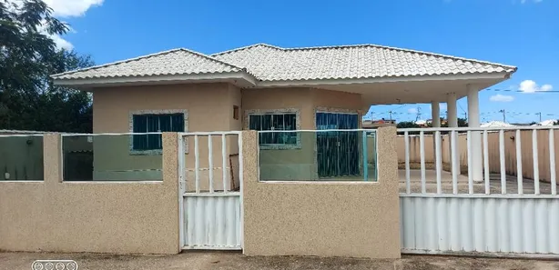 Casa de Condomínio com 3 Quartos para alugar, 360m² no Fazendinha, Araruama