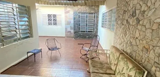 Sobrado com 4 Quartos para venda ou aluguel, 670m² no Centro, Araçatuba
