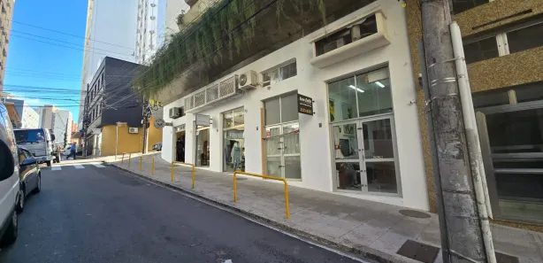 Loja / Salão / Ponto Comercial à venda, 43m² no Centro, Florianópolis