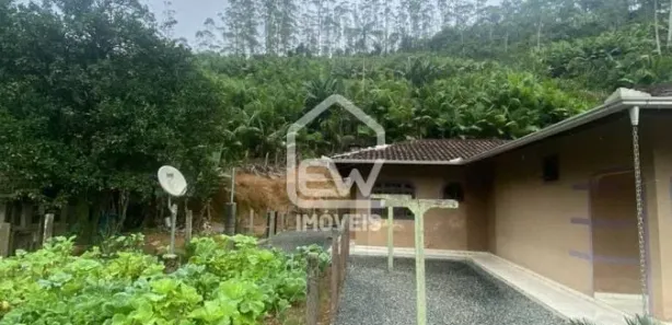 Fazenda / Sítio / Chácara com 3 Quartos à venda, 200m² no , Massaranduba