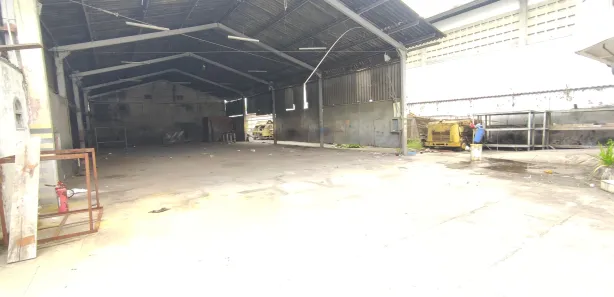 Galpão / Depósito / Armazém com 8 Quartos para venda ou aluguel, 3600m² no Pólo Industrial de Camaçari, Camaçari