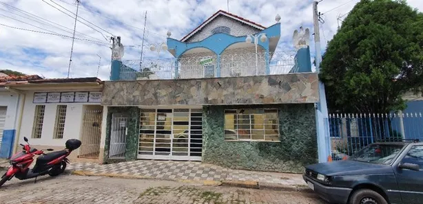 Prédio Inteiro com 6 Quartos à venda, 176m² no Centro, Jacareí