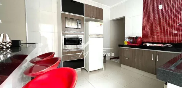 Sobrado com 3 Quartos à venda, 137m² no Jardim Consteca, Sumaré