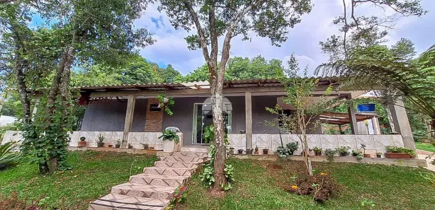 Fazenda / Sítio / Chácara com 3 Quartos à venda, 120m² no Roseira, Campina Grande do Sul