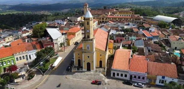 Fazenda / Sítio / Chácara com 6 Quartos à venda, 180m² no , Areia