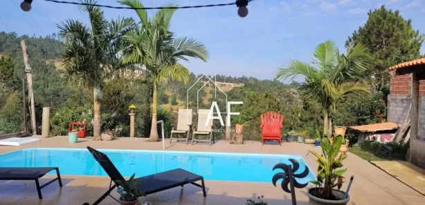 Fazenda / Sítio / Chácara com 3 Quartos à venda, 130m² no , Mairinque