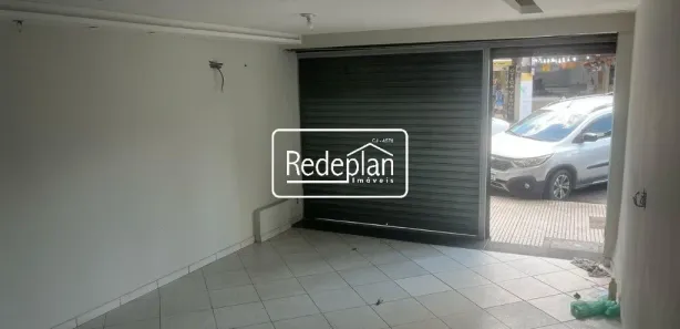 Loja / Salão / Ponto Comercial para alugar, 131m² no Aterrado, Volta Redonda