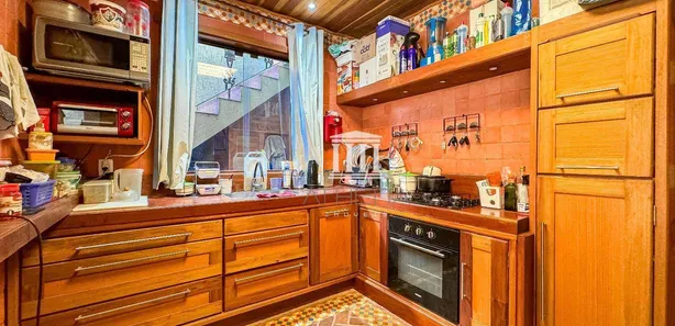 Casa de Condomínio com 3 Quartos para venda ou aluguel, 214m² no Vargem Grande, Teresópolis