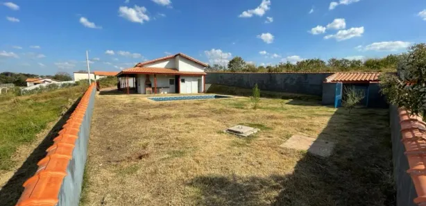 Fazenda / Sítio / Chácara com 2 Quartos à venda, 600m² no Jardim Alvinópolis, Atibaia