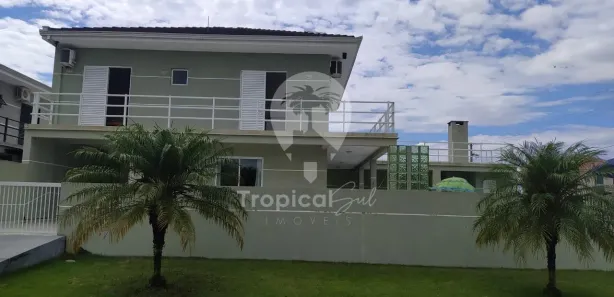 Sobrado com 5 Quartos para alugar, 220m² no , Pontal do Paraná