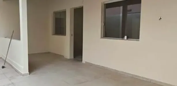 Casa com 2 Quartos para alugar, 100m² no Grã-Duquesa, Governador Valadares