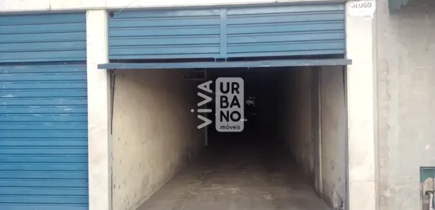 Loja / Salão / Ponto Comercial para venda ou aluguel, 221m² no Aterrado, Volta Redonda