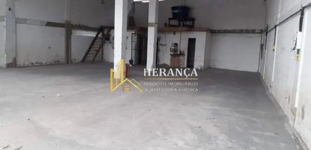 Galpão / Depósito / Armazém para venda ou aluguel, 500m² no Cidade de Deus, Rio de Janeiro