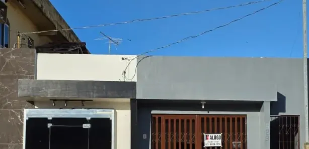 Casa com 3 Quartos para alugar, 90m² no Caranazal, Santarém