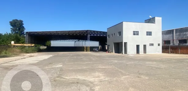 Galpão / Depósito / Armazém para venda ou aluguel, 200m² no Chácaras Luzitana, Hortolândia