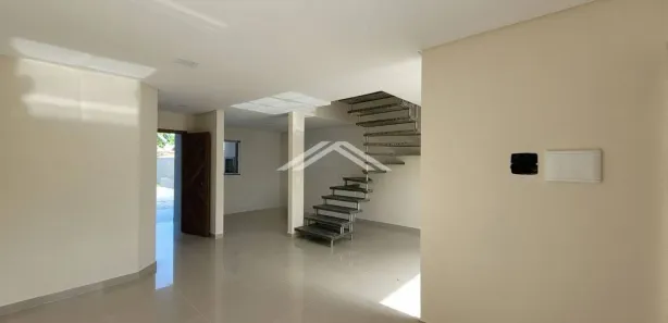 Sobrado com 3 Quartos à venda, 131m² no Itapema do Norte, Itapoá