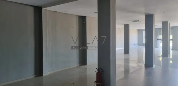Conjunto Comercial / Sala para alugar, 240m² no Vilarejo, Carapicuíba