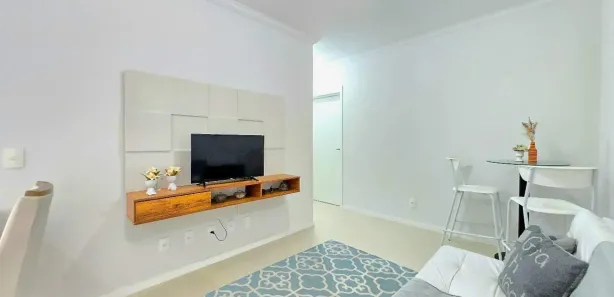 Apartamento com 2 Quartos para alugar, 59m² no Itacolomi, Balneário Piçarras