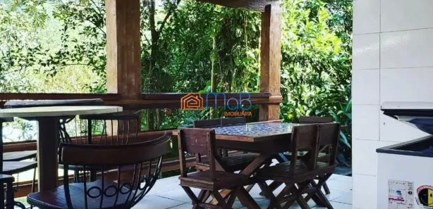 Fazenda / Sítio / Chácara com 3 Quartos à venda, 200m² no Córrego do Ouro, Macaé