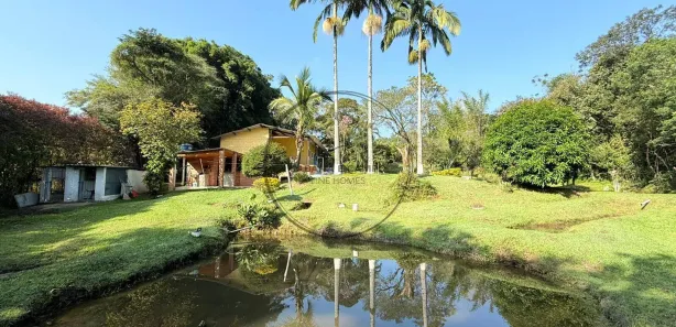 Fazenda / Sítio / Chácara com 3 Quartos à venda, 160m² no Mascate, Nazaré Paulista