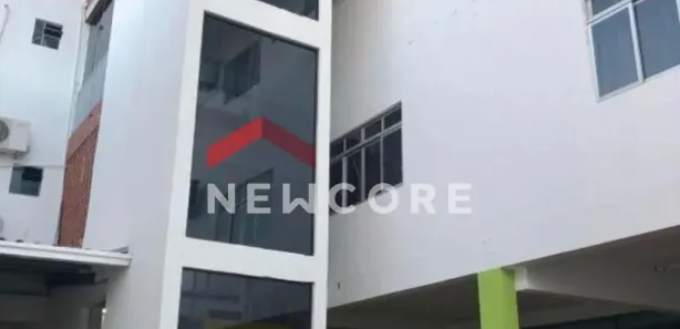 Prédio Inteiro com 1 Quarto à venda, 127000m² no Centro Cívico, Foz do Iguaçu